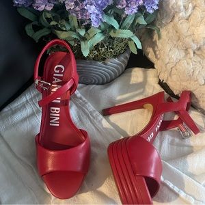 Gianni Bini Stiletto sandal with platform, no box